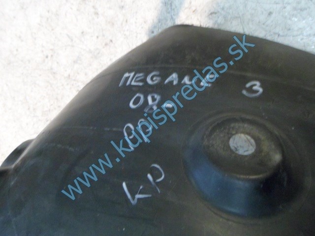 pravé predné nadkolo na renault megane III, 638428815R, 638446673R